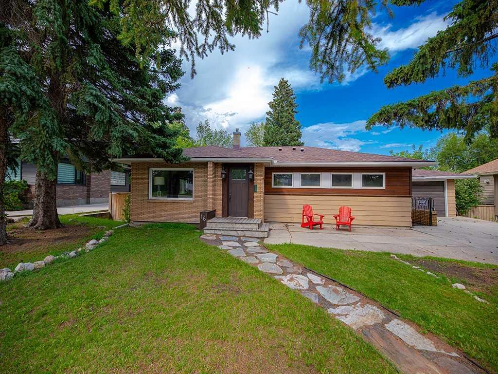 16 Roseview Drive NW, Calgary, Alberta, T2K 1N7