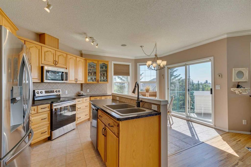 #301 78 Prestwick Gardens SE, Calgary, Alberta, T2Z 3V2