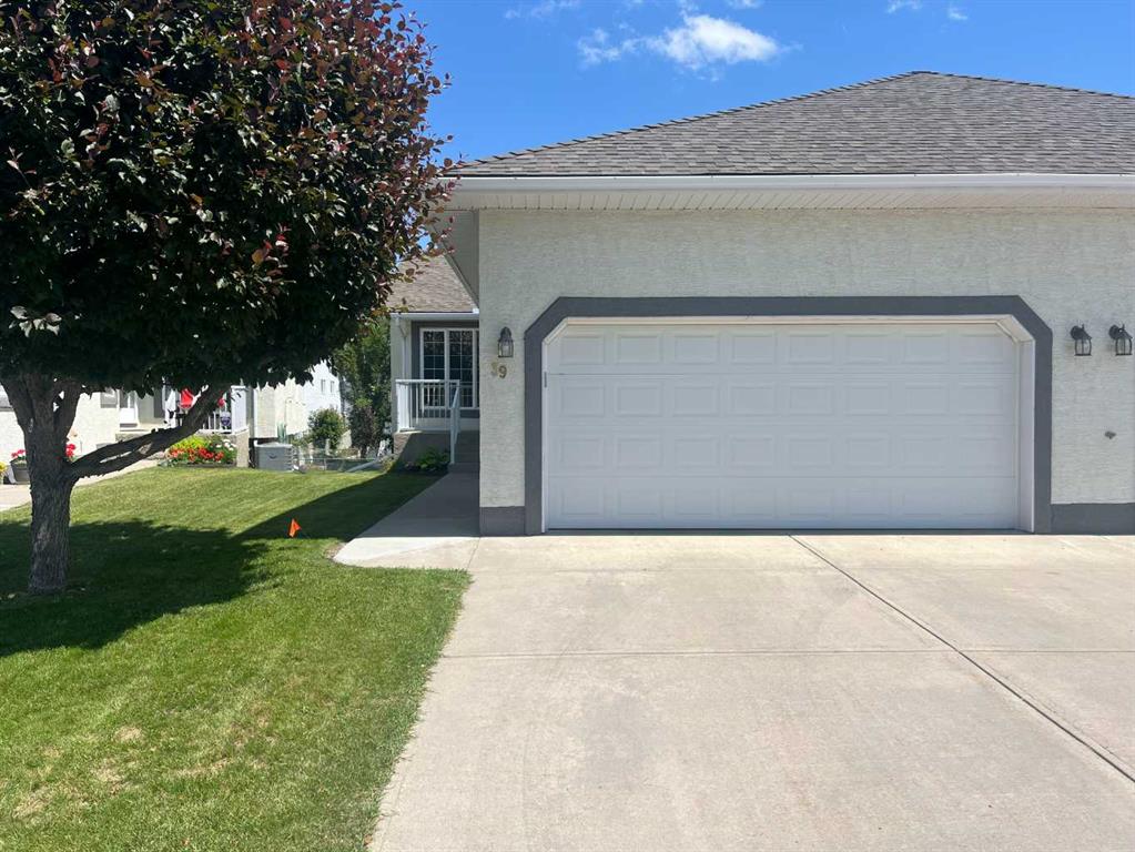 39 Strathmore Lakes Bay, Strathmore, Alberta, T1P 1L8