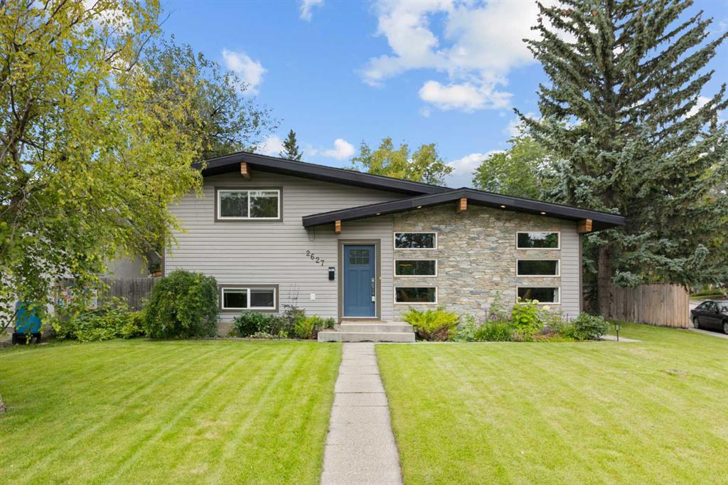 2627 Laurel Crescent SW, Calgary, Alberta, T3E 6H5