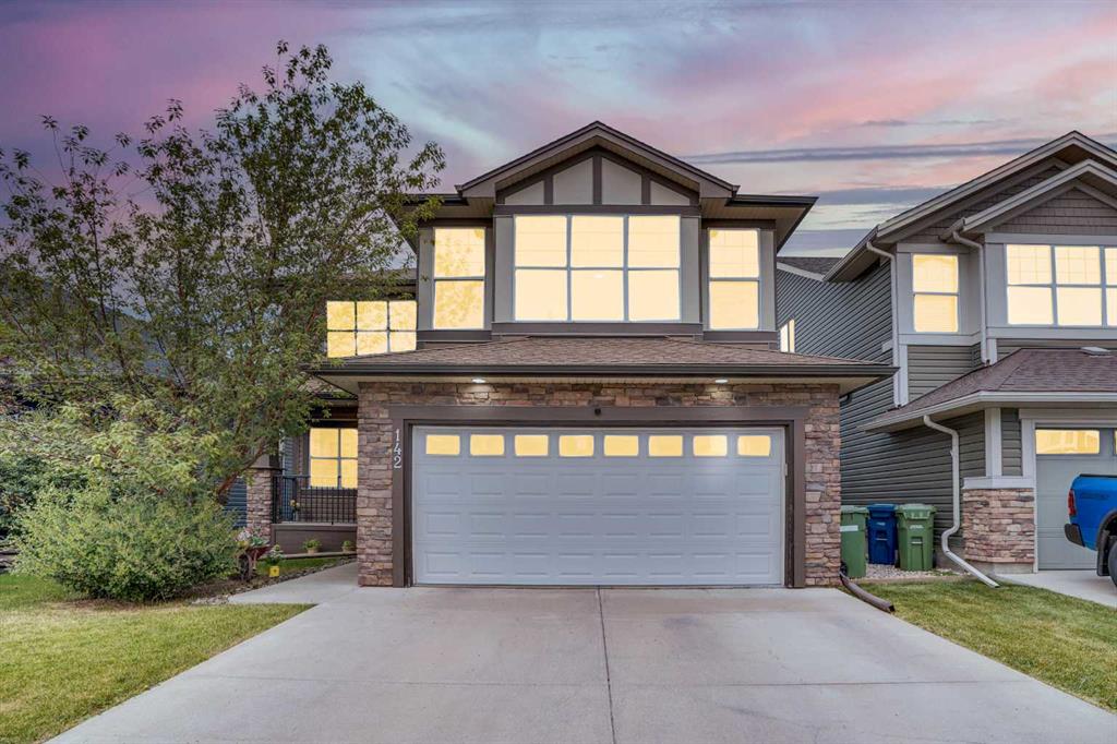 142 Luxstone View SW, Airdrie, Alberta, T4B 0J9