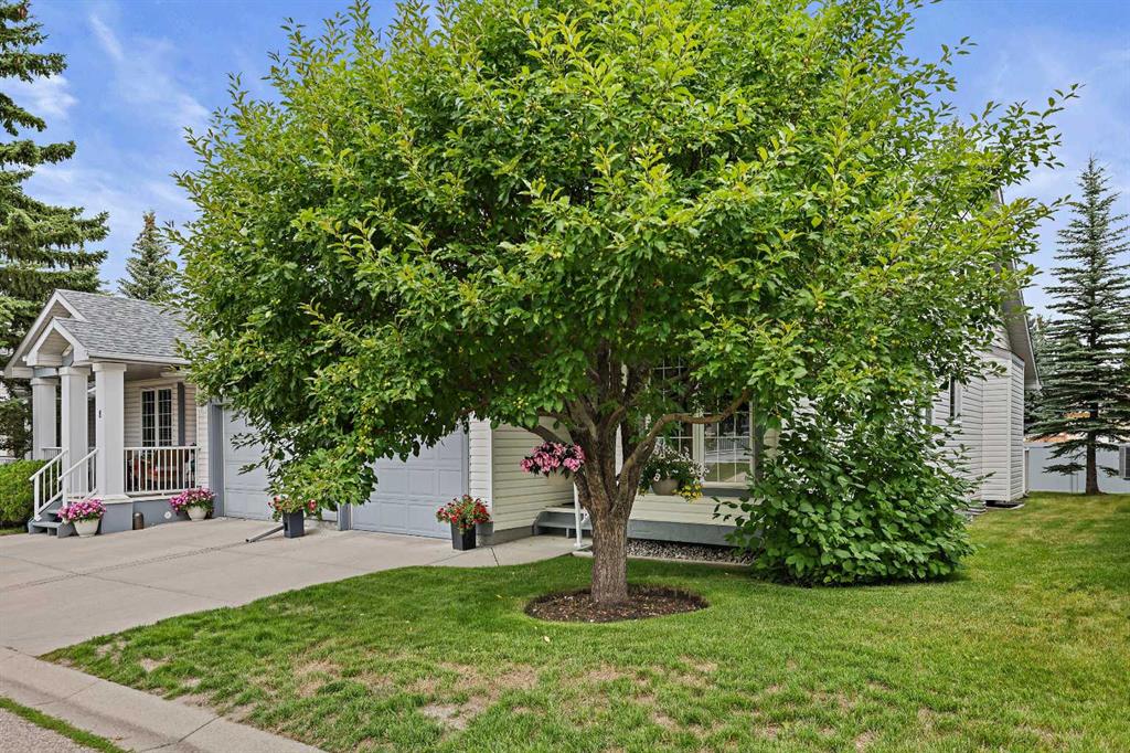 10 Douglasview Park SE, Calgary, Alberta, T2Z 2R9