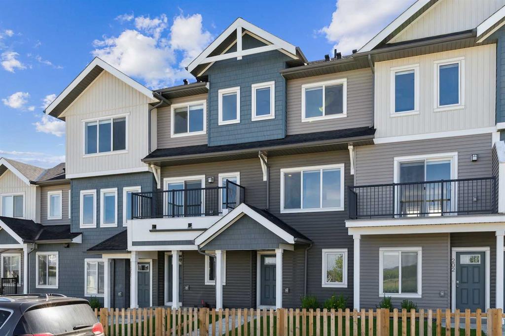 #203 24 Rivercrest Drive, Cochrane, Alberta, T4C 2V2