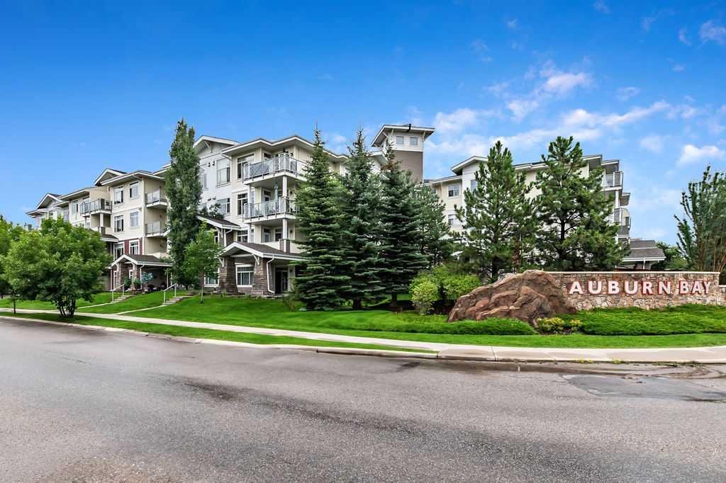 #104 10 Auburn Bay Link SE, Calgary, Alberta, T3M 1Y8