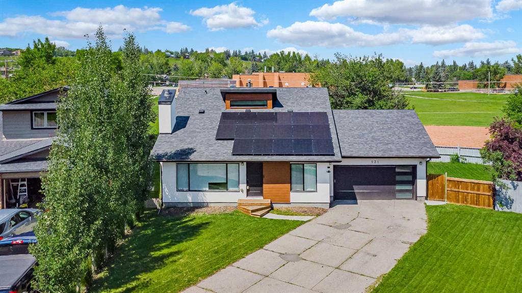 131 Deer Park Place SE, Calgary, Alberta, T2J5L5
