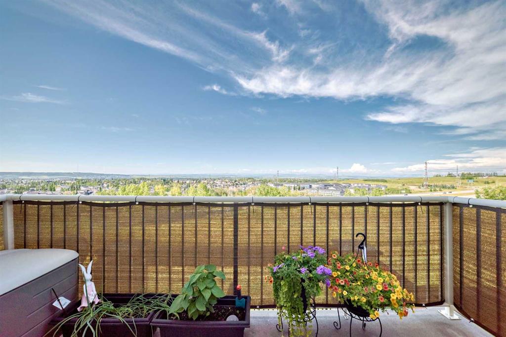 #11 145 Rockyledge View NW, Calgary, Alberta, T3G 5Y5