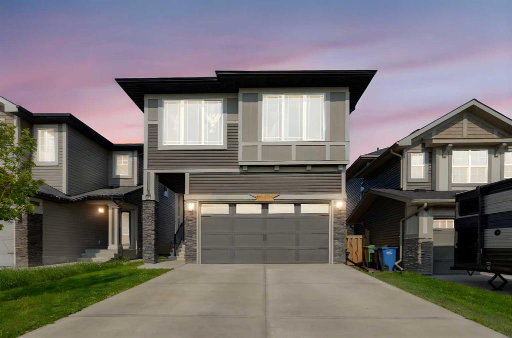 217 Buckskin Way, Cochrane, Alberta, T4C 2R7