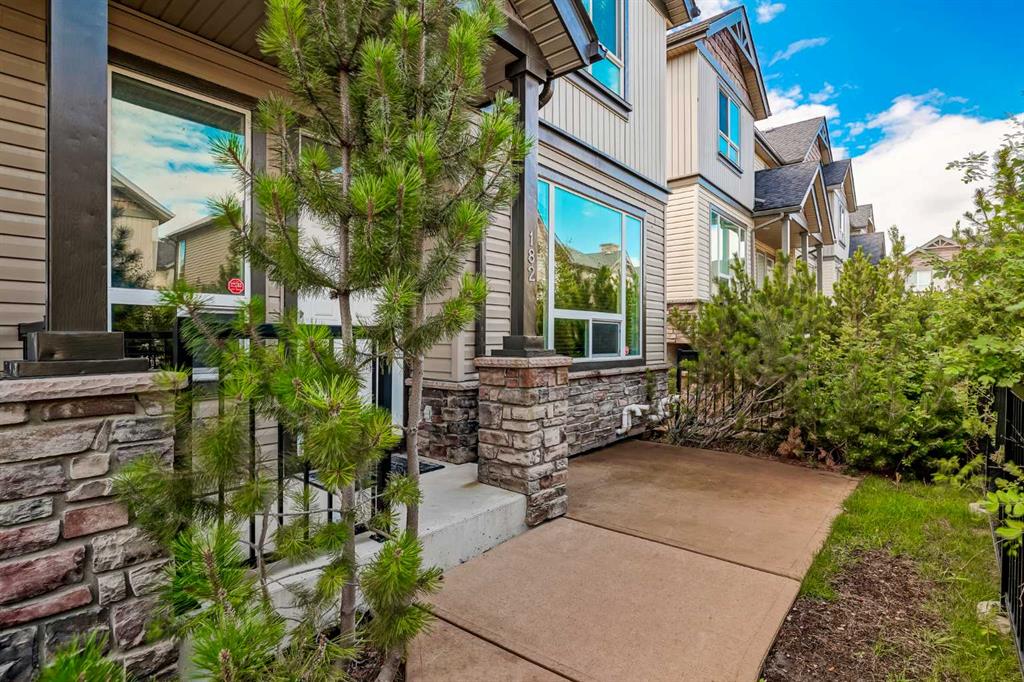 182 Kincora Heath NW, Calgary, Alberta, T3R 0G6