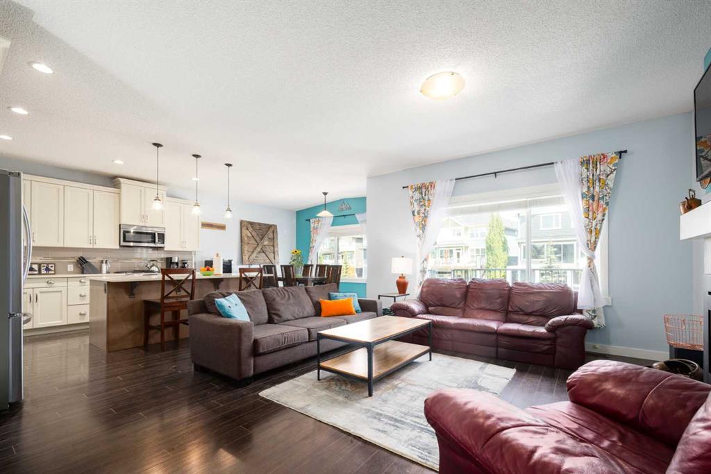 84 Sunset Manor, Cochrane, Alberta, T4C 0N3