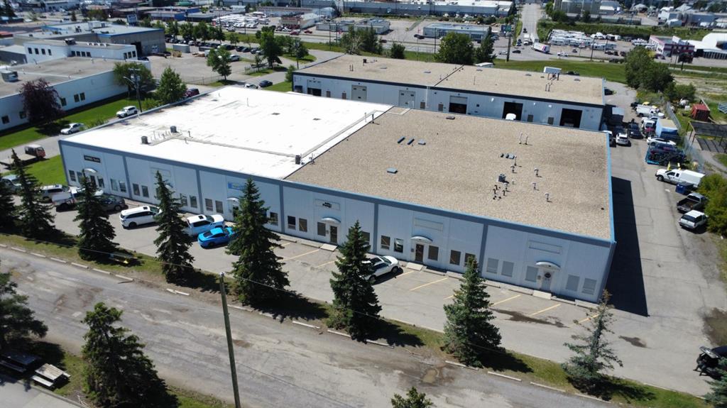 #Bay #4 & #5 5608 Burbank Crescent SE, Calgary, Alberta, T2H 1Z6