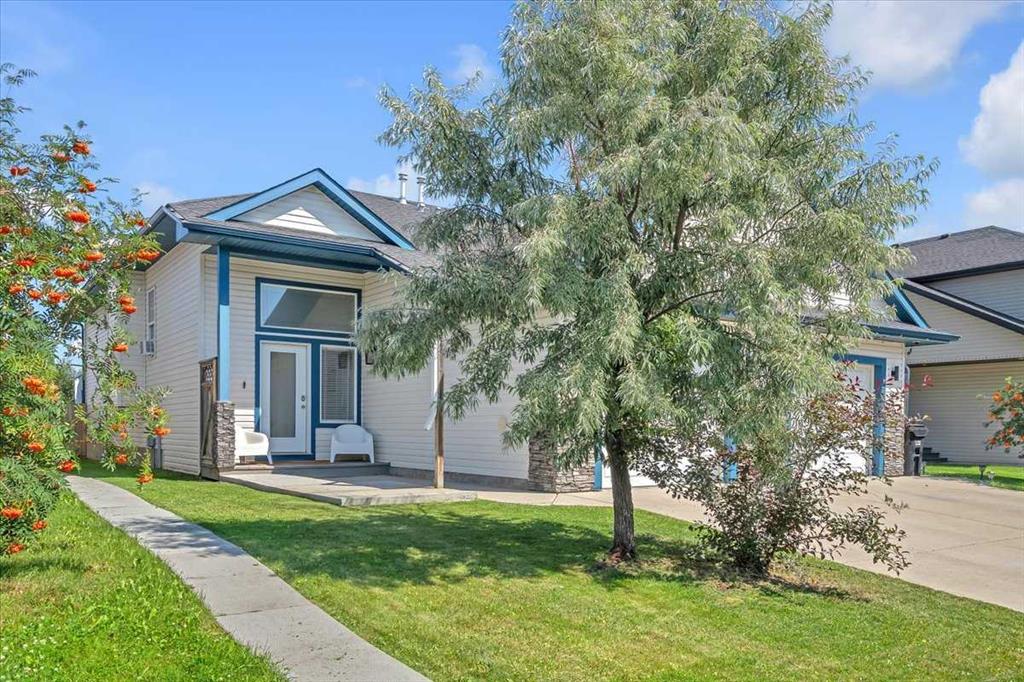 740 Carriage Lane Drive, Carstairs, Alberta, T0M0N0