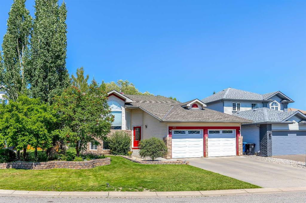 812 Diamond Court SE, Calgary, Alberta, T2J7E2