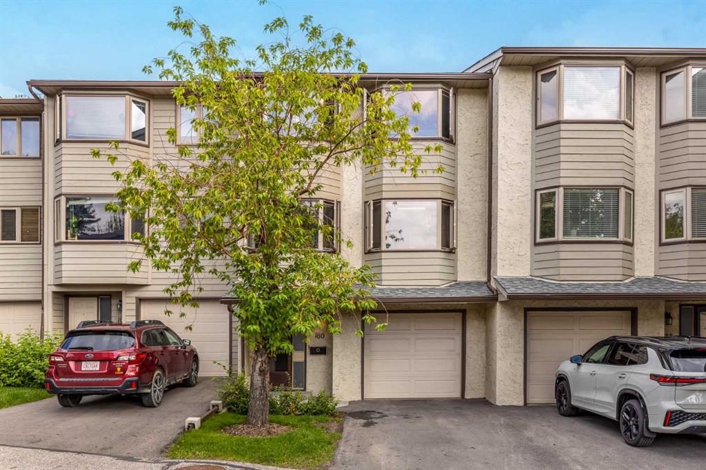 160 Glamis Terrace SW, Calgary, Alberta, T3E 6V3