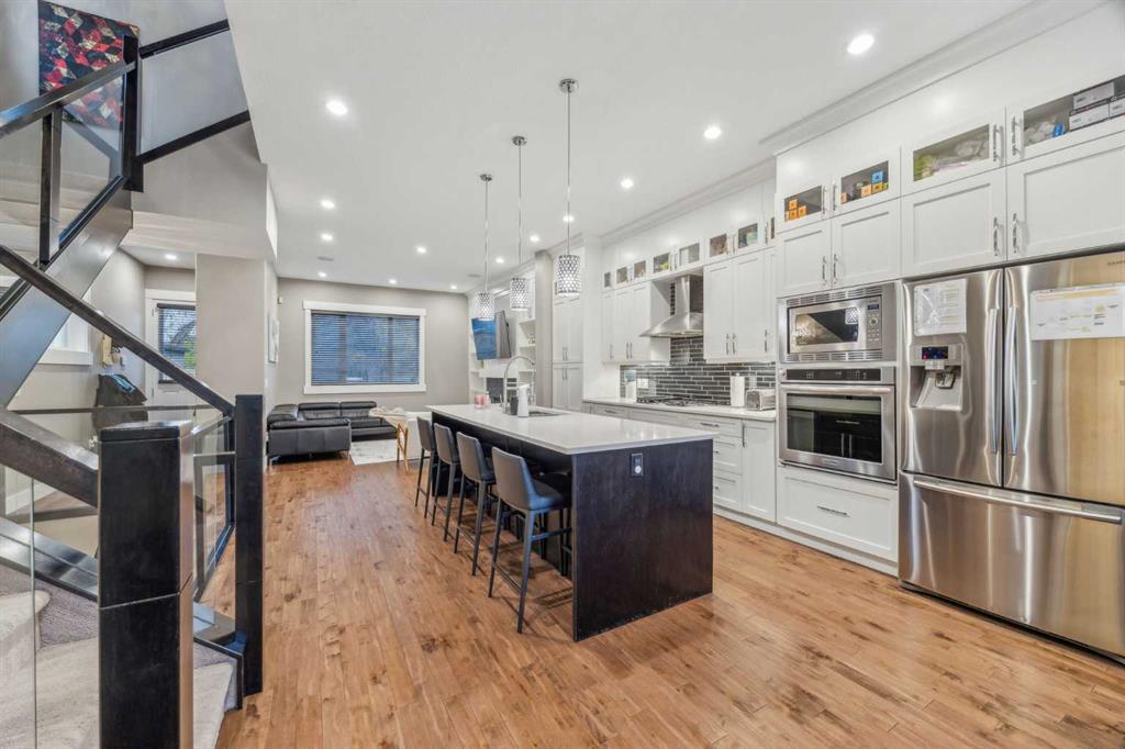 225 23 Avenue NW, Calgary, Alberta, T2M1S3