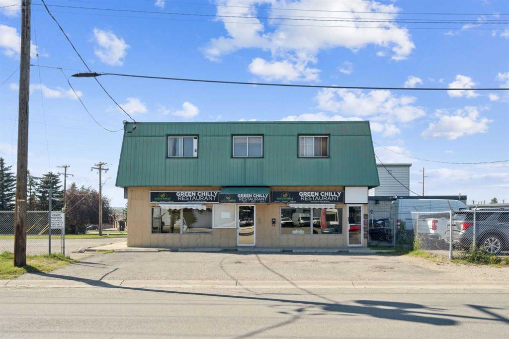 704 41 Avenue NE, Calgary, Alberta, T2E 3P7