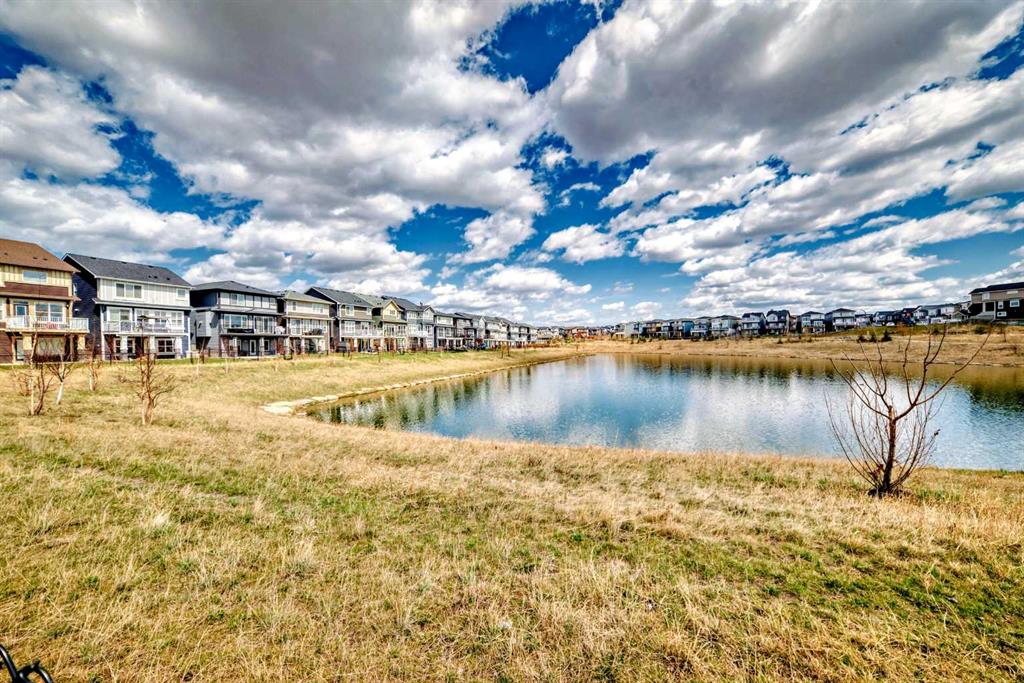 34 Carringsby Landing NW, Calgary, Alberta, T3P 1L9