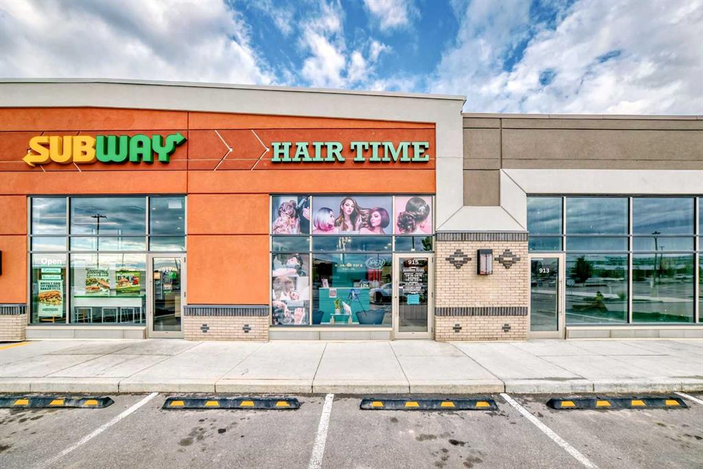 #Unit 915 11501 Buffalo Run Boulevard SW, Calgary, Alberta, T3T 0E4