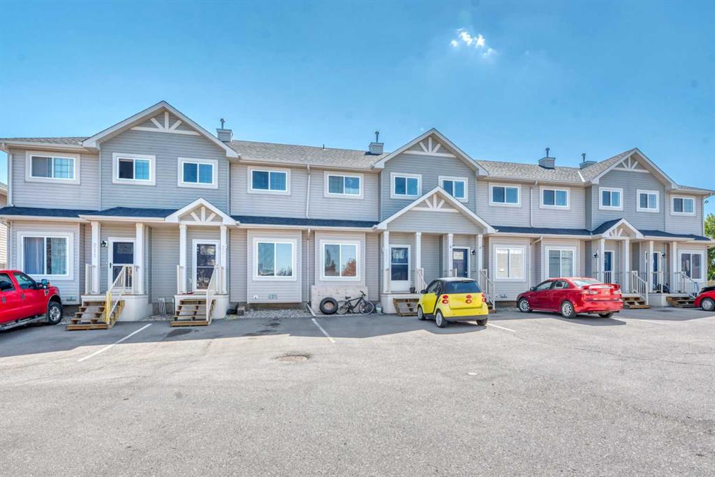 205 Strathaven Mews, Strathmore, Alberta, T1P 1P4