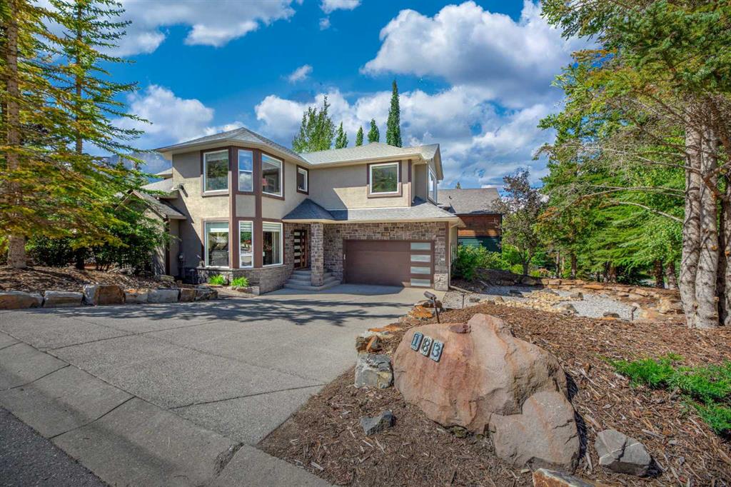 183 McNeill, Canmore, Alberta, T1W 2R9