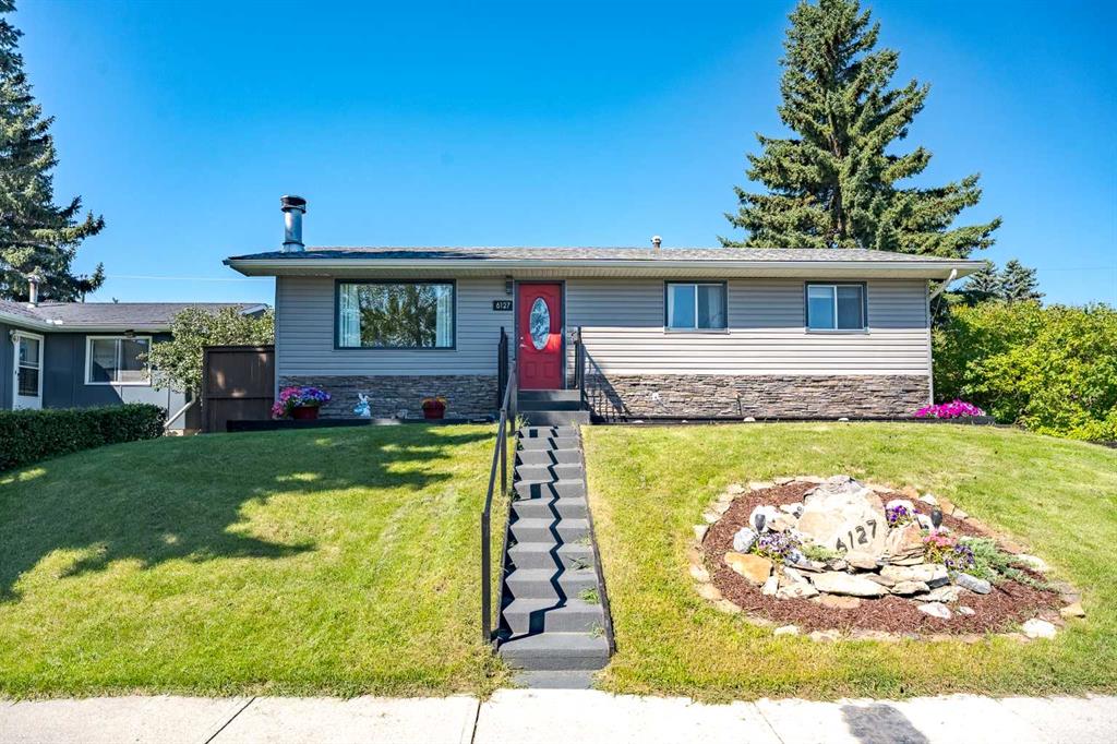 6127 4 Street NE, Calgary, Alberta, T2K 1K4