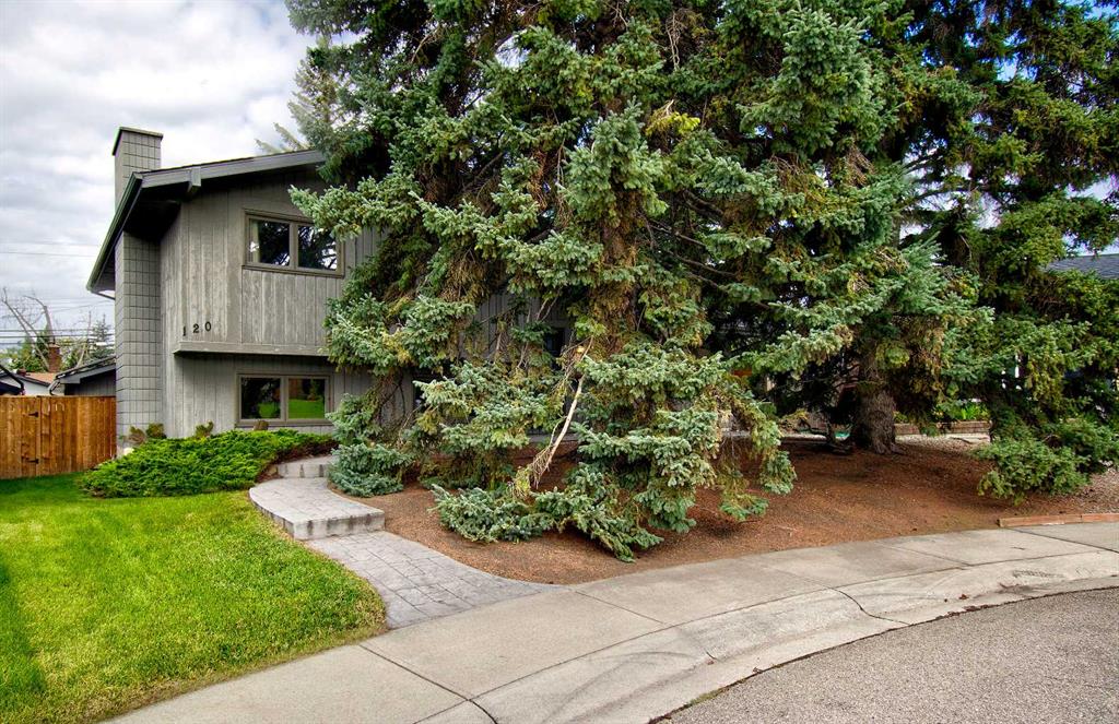 120 Lake Acadia Place SE, Calgary, Alberta, T2J3B8