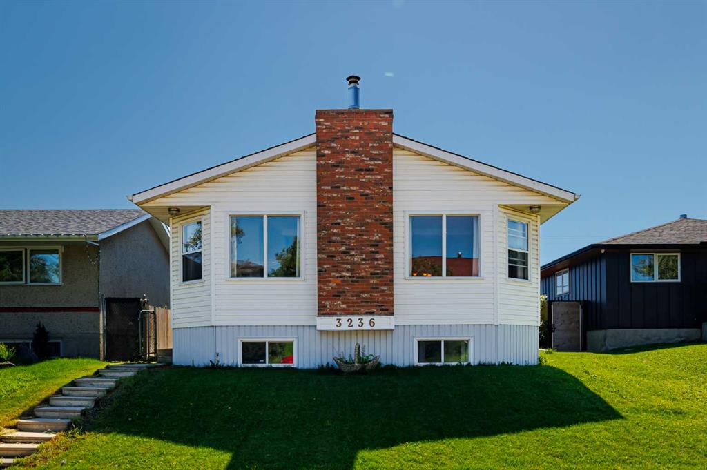 3236 Doverville Crescent SE, Calgary, Alberta, T2B 1T9