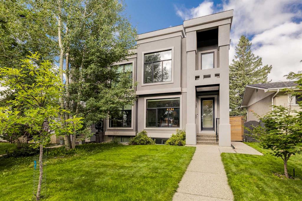 3133 40 Street SW, Calgary, Alberta, T3E 3J9