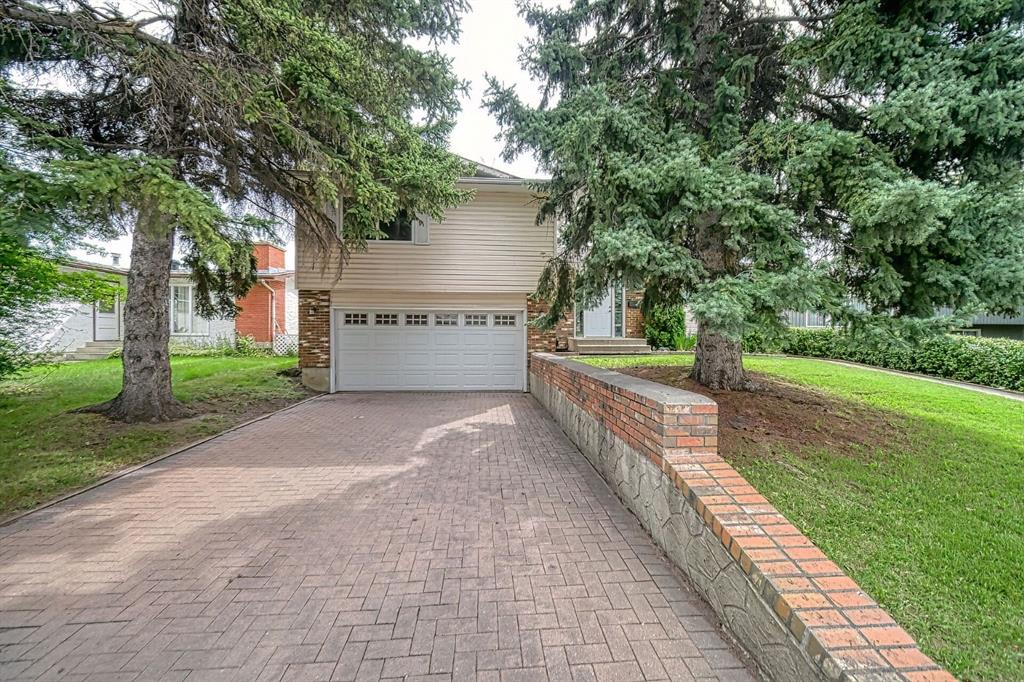 11147 Southdale Road SW, Calgary, Alberta, T2W 0X5
