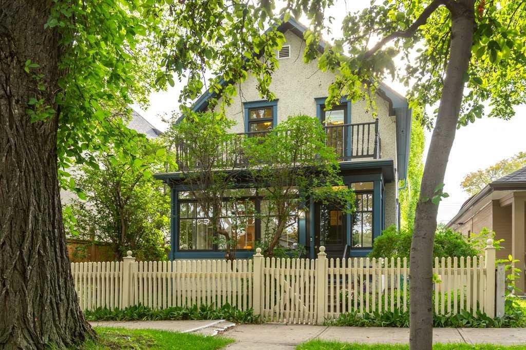 515 8 Street NE, Calgary, Alberta, T2E 4H1