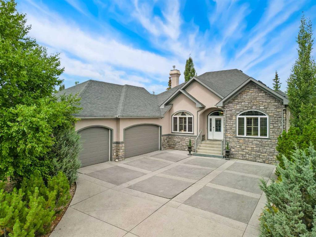 4 Lynx Meadows Court, Calgary, Alberta, T3L 2M1