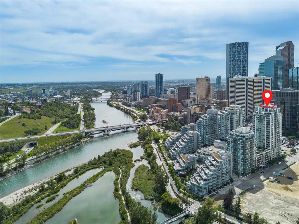 #1325 222 Riverfront Avenue SW, Calgary, Alberta, T2P 0W3