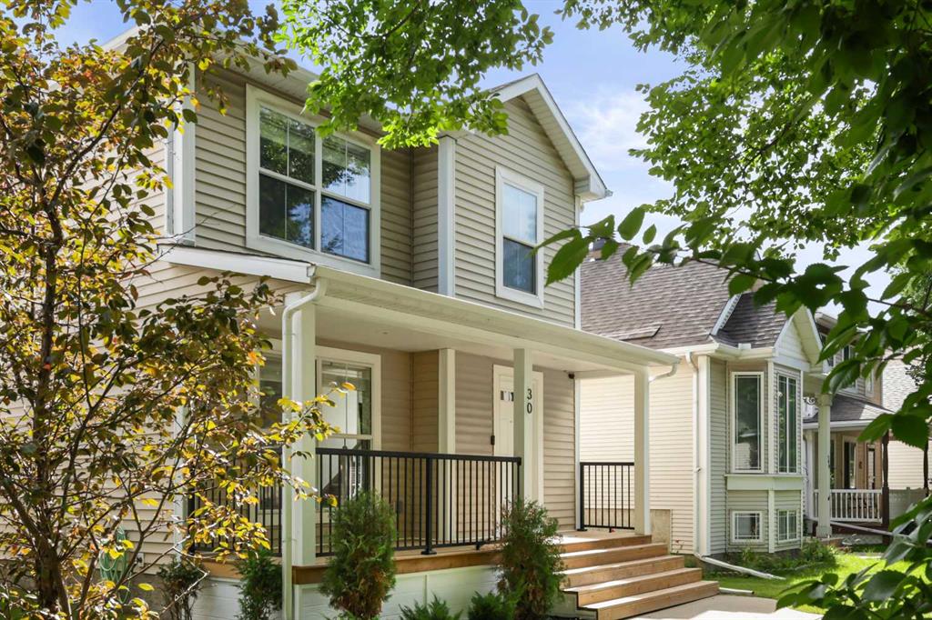 30 Inverness Park SE, Calgary, Alberta, T2Z 3C9