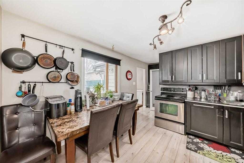 6427 32 Avenue NW, Calgary, Alberta, T3B0K3