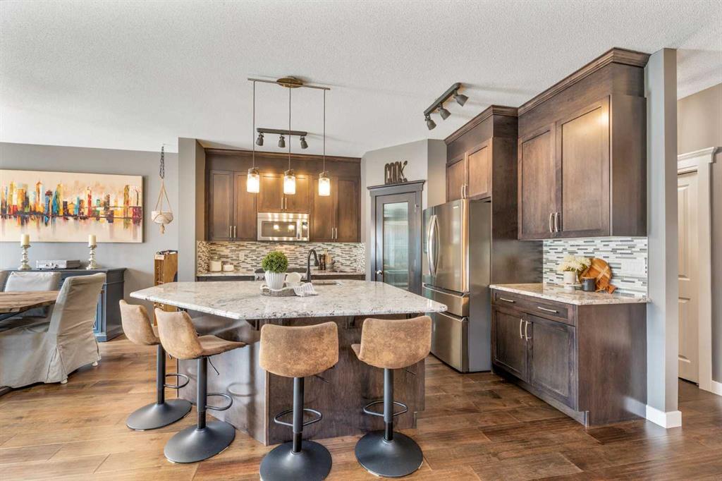 112 Kingsbridge Way, Airdrie, Alberta, T4B0A9