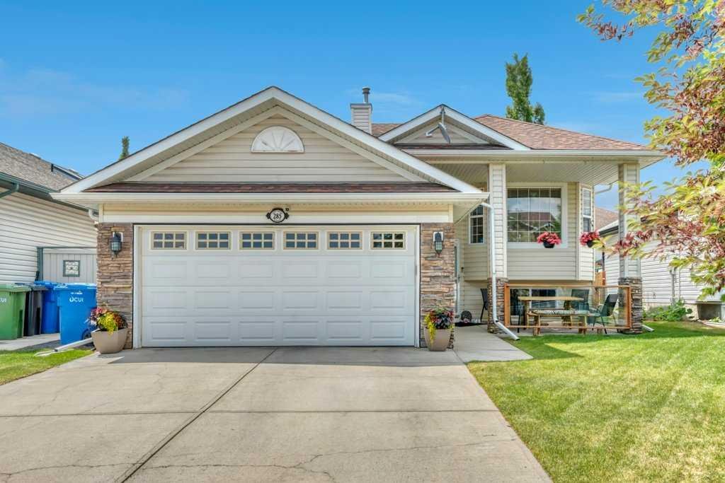 285 West Creek Springs, Chestermere, Alberta, T1X 1N7