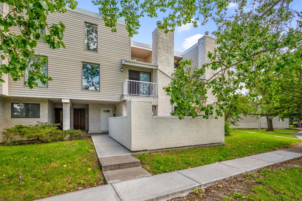 #2417 3500 Varsity Drive NW, Calgary, Alberta, T2L 1Y3