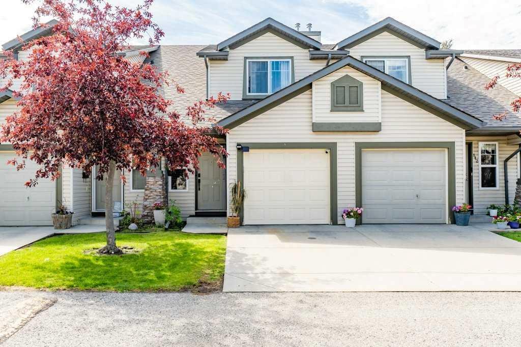 114 Everstone Place SW, Calgary, Alberta, T2Y 4H9
