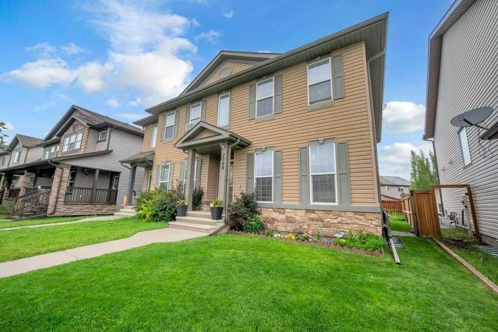 2088 Luxstone Boulevard SW, Airdrie, Alberta, T4B 0H4