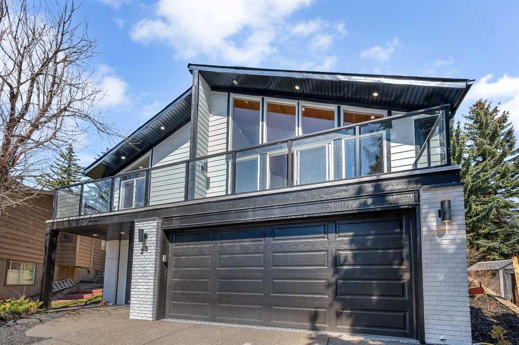 23 Edgewood Place NW, Calgary, Alberta, T3A 2T8