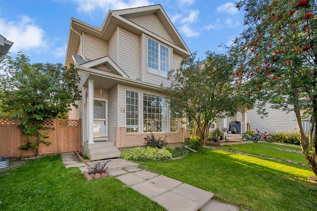 39 Anaheim Court NE, Calgary, Alberta, T1Y 7B4
