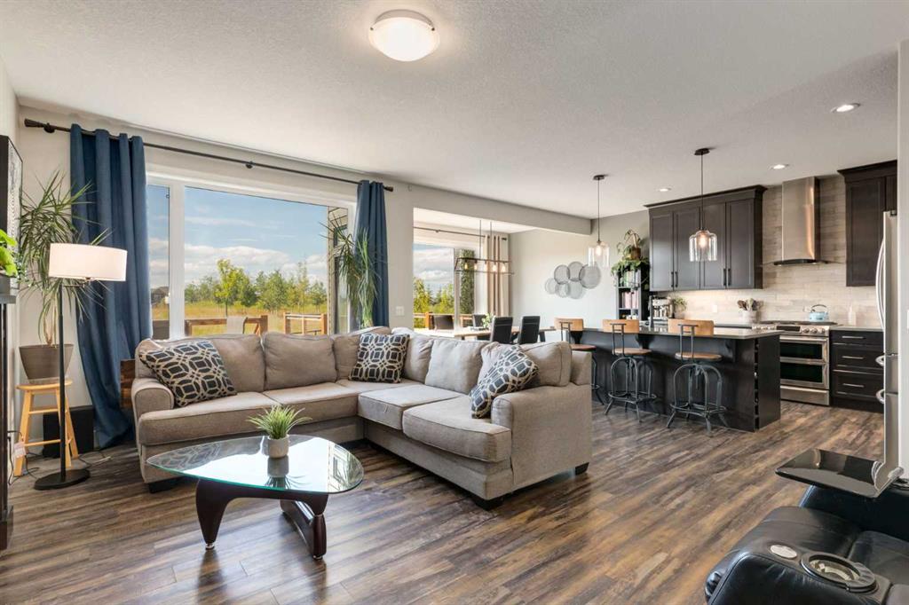 120 Emberside Glen, Cochrane, Alberta, T4C2L7