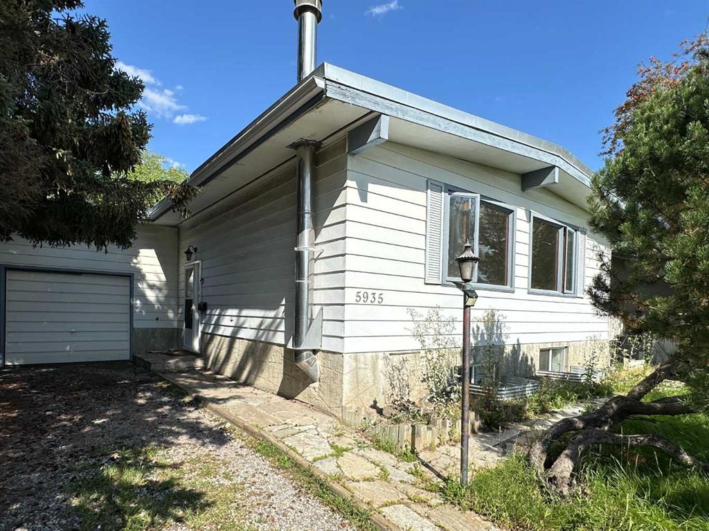 5935 Dalhousie Drive NW, Calgary, Alberta, T3A 1T3
