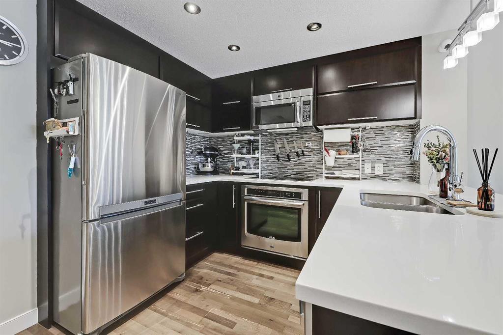 #208 1110 3 Avenue NW, Calgary, Alberta, T2N 4J3