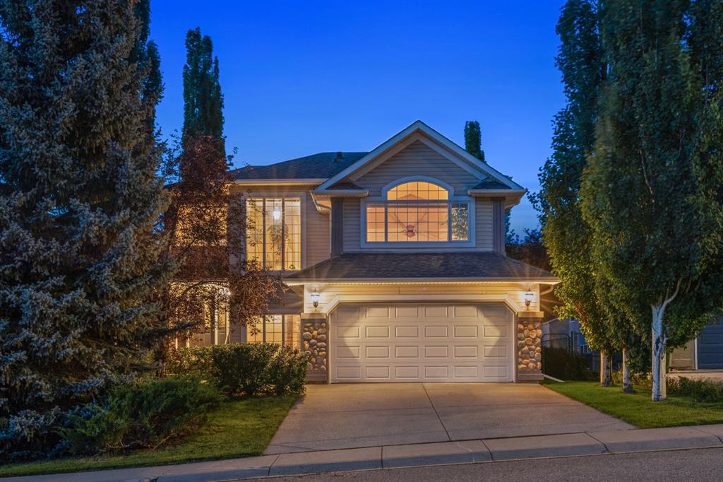 28 Gleneagles View, Cochrane, Alberta, T4C 1N9