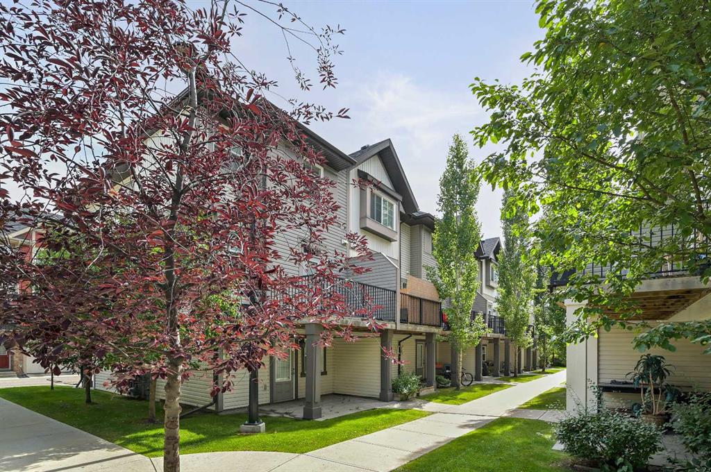 37 New Brighton Point SE, Calgary, Alberta, T2Z 1B6