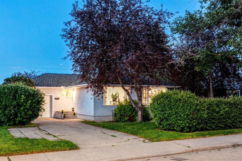 6016 Thornburn Drive NW, Calgary, Alberta, T2K 3P7