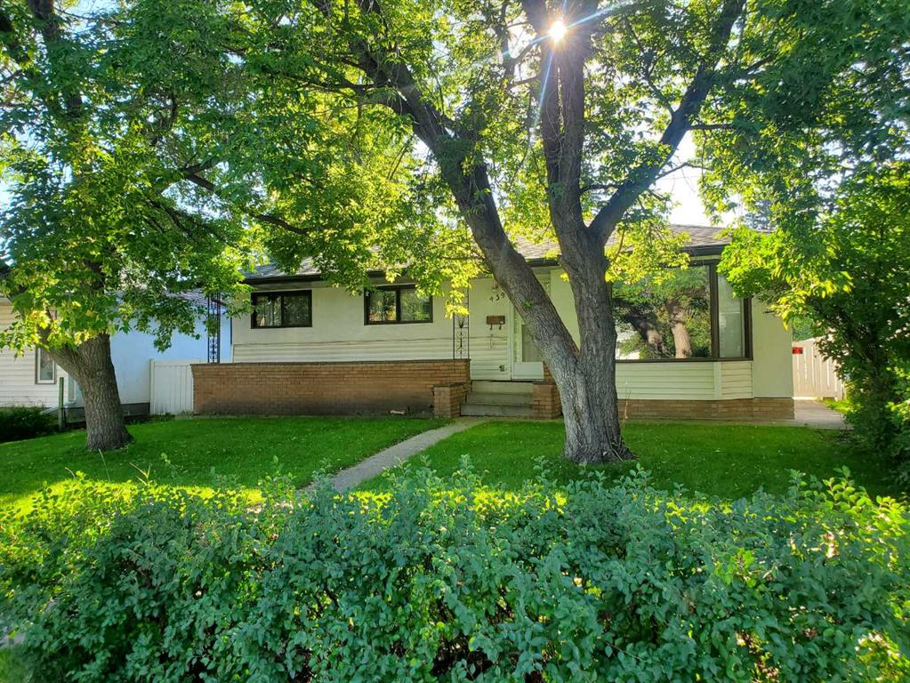 439 Arlington Drive SE, Calgary, Alberta, T2H1S4