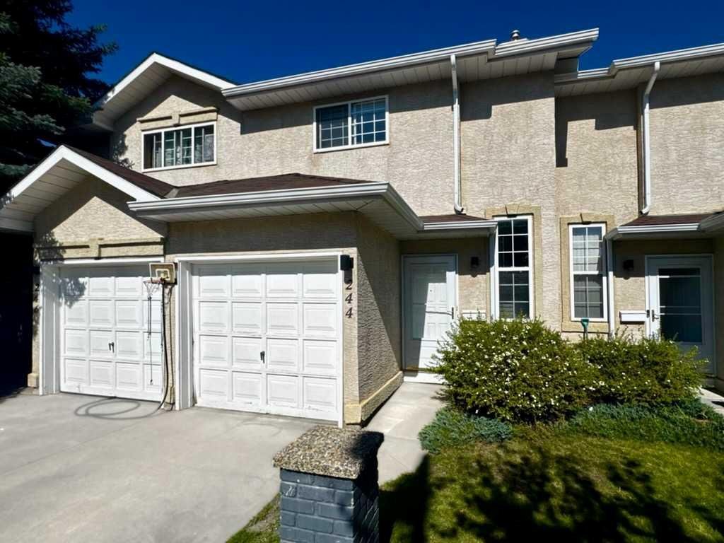 244 Shawinigan Drive SW, Calgary, Alberta, T2Y 3B4