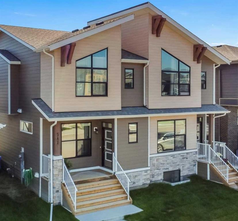 547 Rowmont Boulevard NW, Calgary, Alberta, T3L0G4