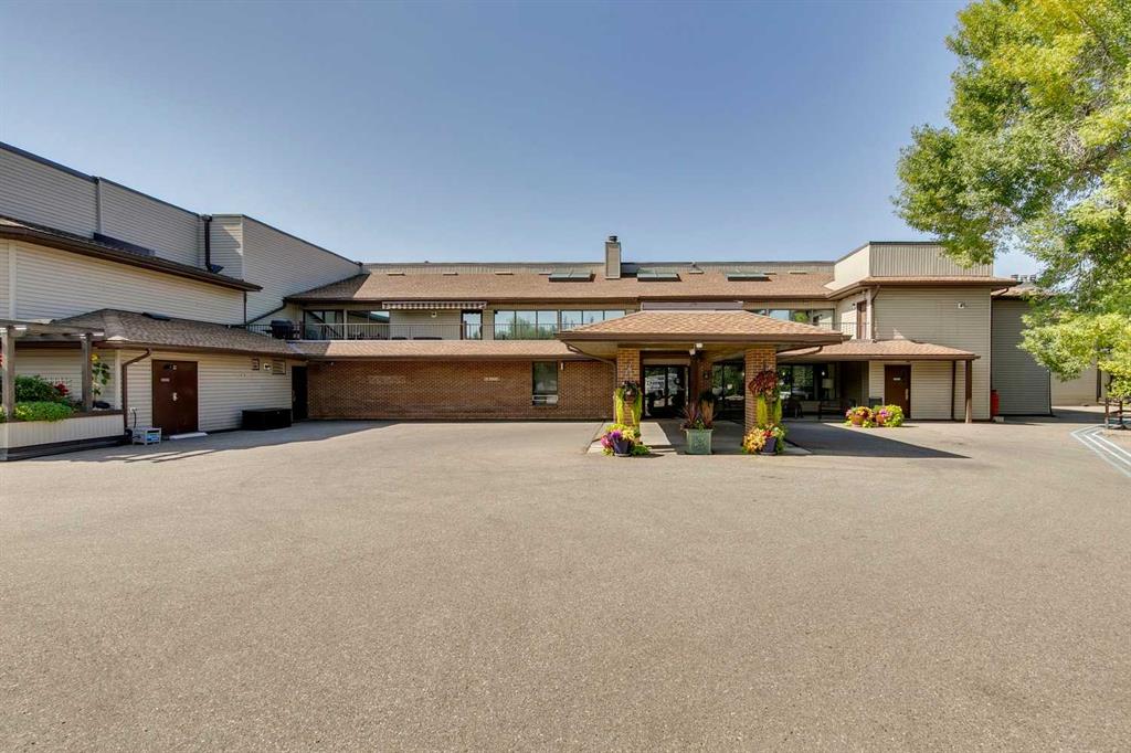 #309 2425 90 Avenue SW, Calgary, Alberta, T2V 4X8